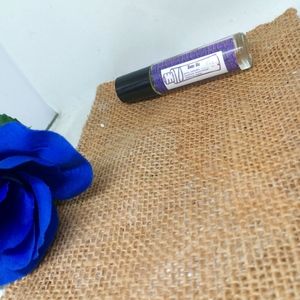 Body Oil ( body- roll-on)